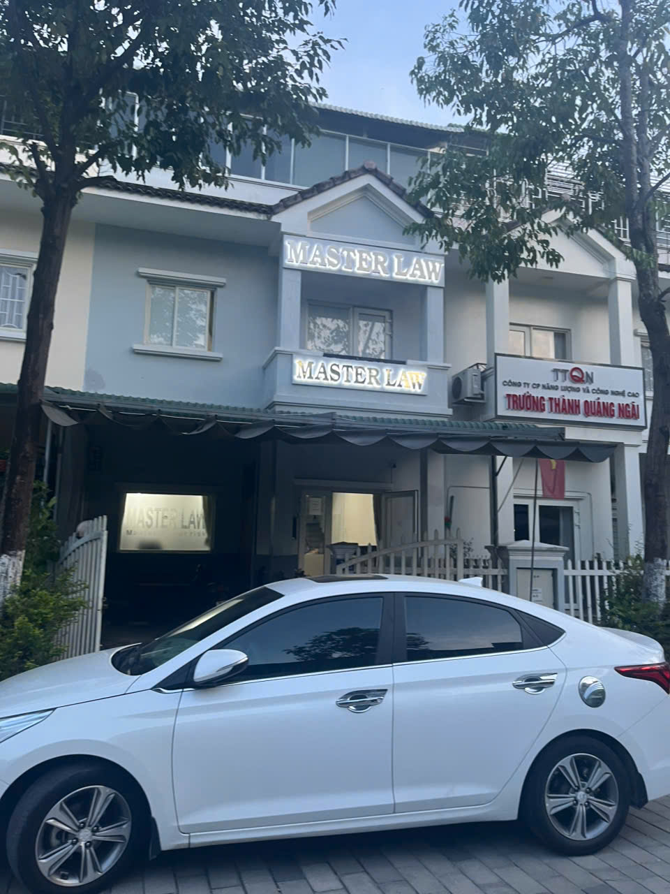 luật sư Quảng Ngãi luat-su-quang-ngai-doanh-nghiep-2025